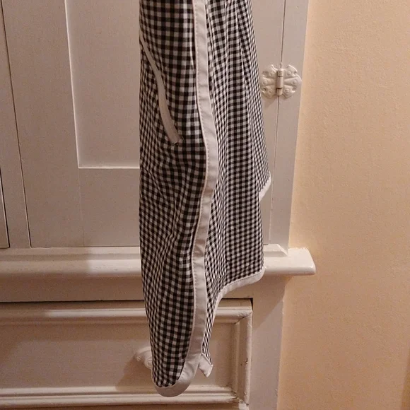 T by Talbot's black/white checked active skirt Sz MP - Picture 5 of 10